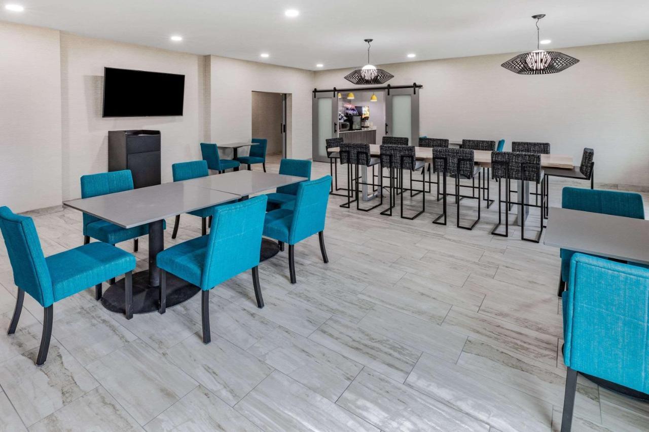 Hawthorn Extended Stay By Wyndham Адмор Екстериор снимка